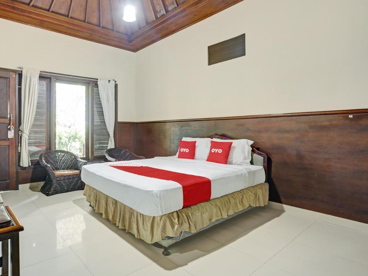 Oyo 90411 Pondok 828 Taman Residence Pesanggaran Buitenkant foto